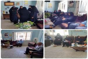 حضور مسئولین دانشکده پیراپزشکی استهبان در مدرسه دخترانه صدرا و تبریک روز معلم